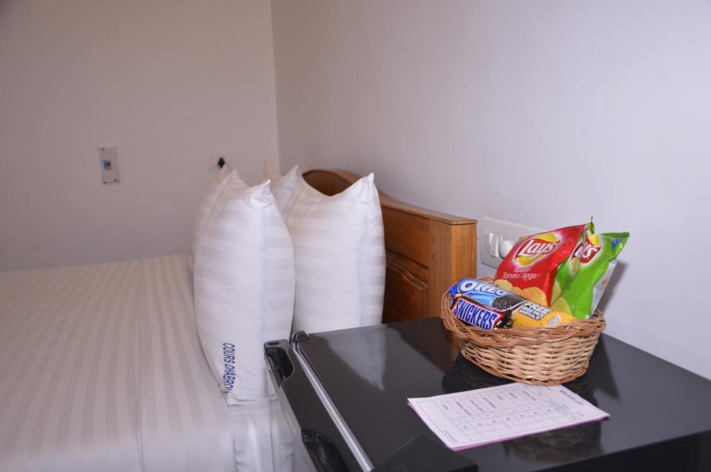 Hotel Cours Chabrol Pondicherry Camera foto