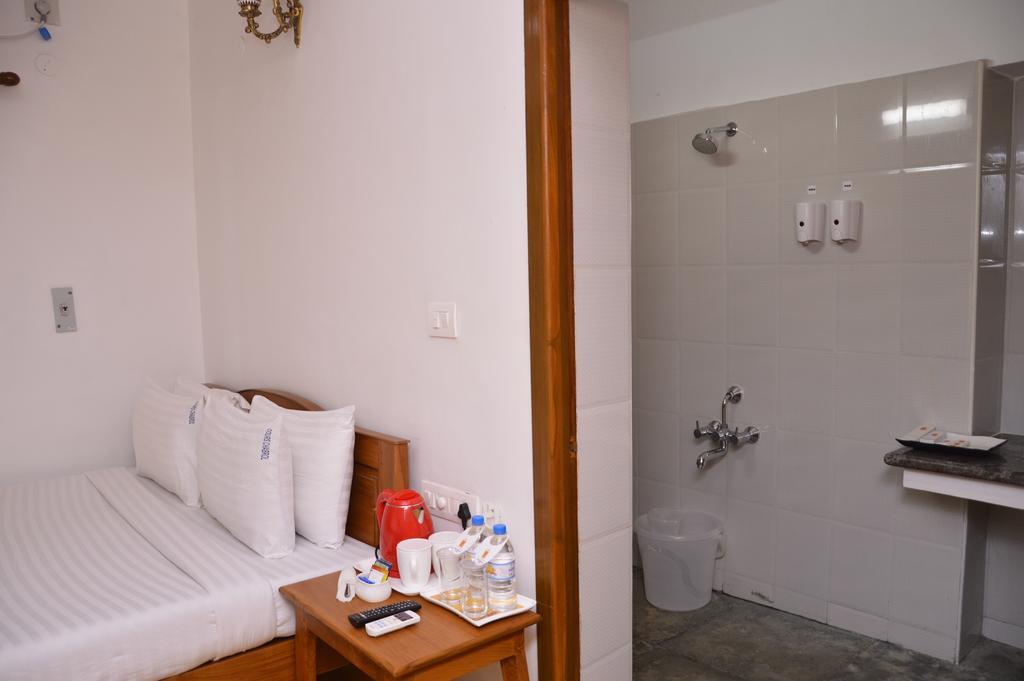 Hotel Cours Chabrol Pondicherry Camera foto